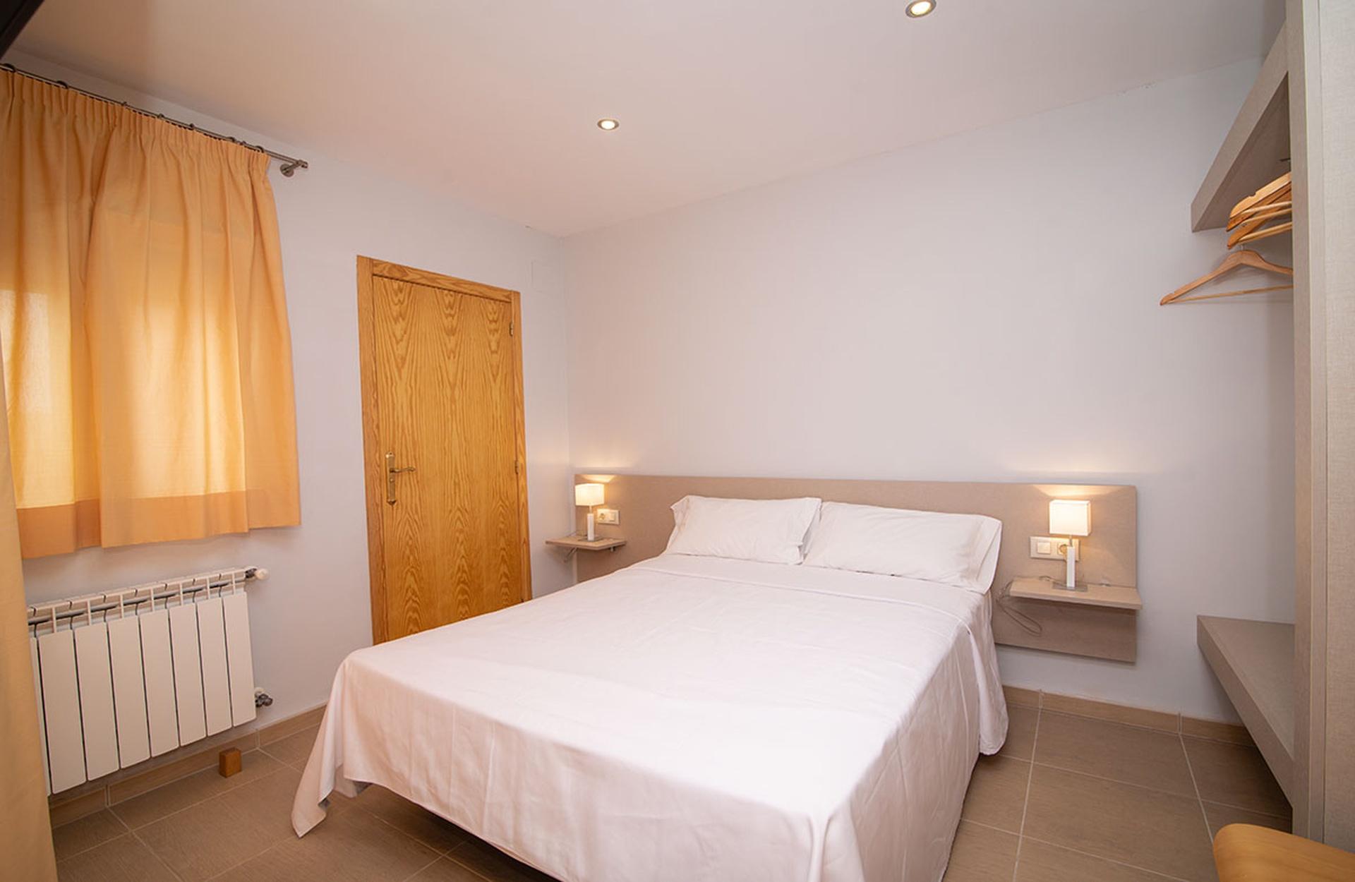 Hospedería Les Coves, alojamiento con entorno ideal para disfrutar del deporte cerca de Torreblanca.