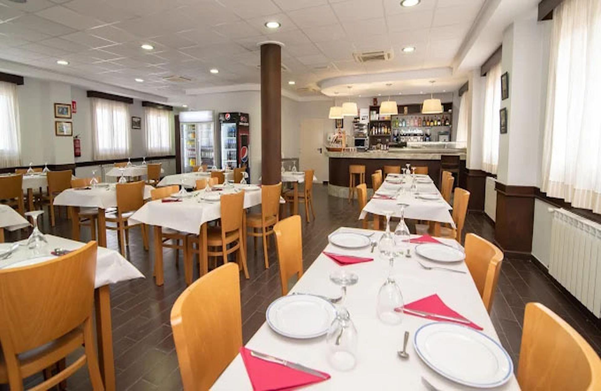 Hospedería Les Coves, alojamiento moderno y cómodo en Les Coves de Vinromà.